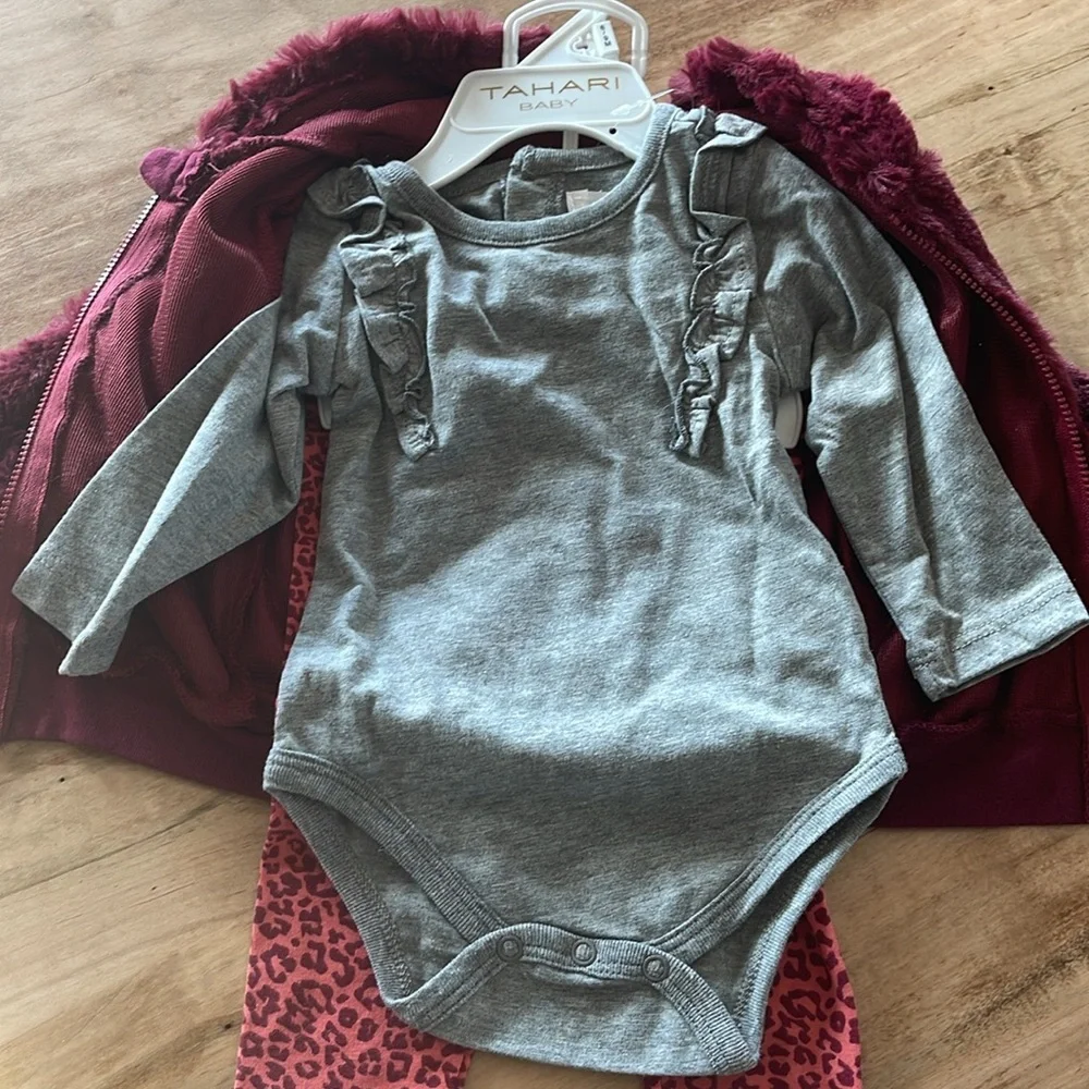 NWT Tahari Baby 3 Piece Set Faux Fur Leopard Ruffle Jacket Onesie 6/9 Months